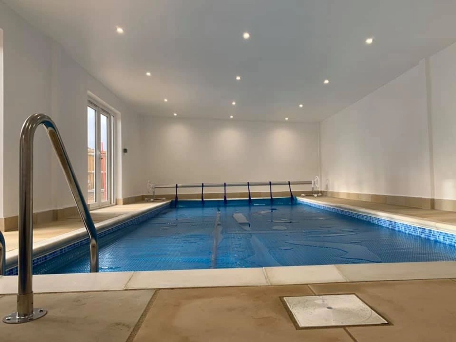 Swimming Pools project by Locks Heath Builders